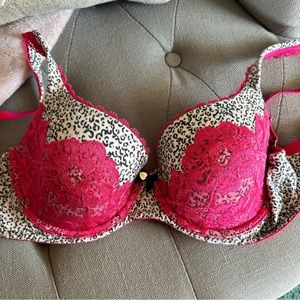 VS BRA size 32 DD